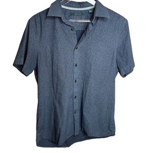 Men’s Perry Ellis Navy Blue Button Down Collared Shirt